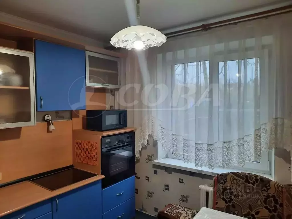 2-к кв. Тюменская область, Тюмень ул. Свердлова, 12 (50.0 м) - Фото 1