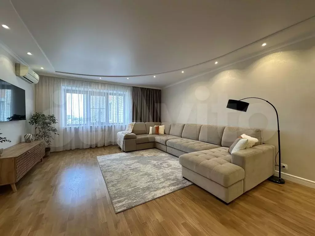 3-к. квартира, 107 м, 9/10 эт. - Фото 0
