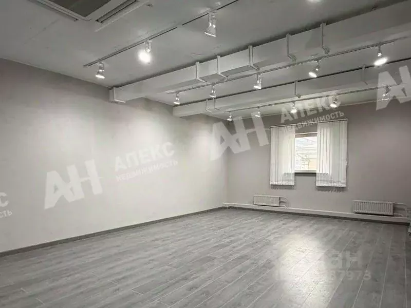 Помещение свободного назначения в Москва Новослободская ул., 20 (46 м) - Фото 1