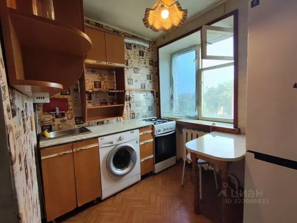 3-к кв. Ростовская область, Таганрог Вишневая ул., 56 (49.7 м) - Фото 0