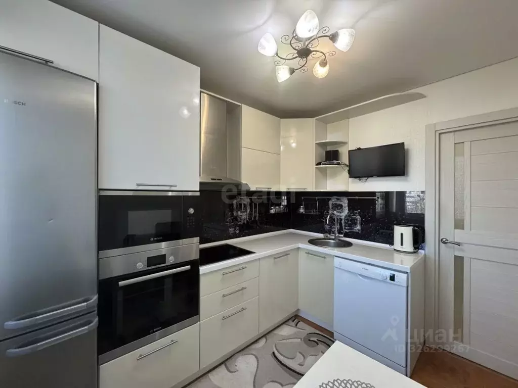 3-к кв. Тюменская область, Тюмень ул. Котовского, 6 (65.4 м) - Фото 2