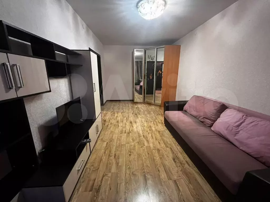 1-к. квартира, 45 м, 3/18 эт. - Фото 0
