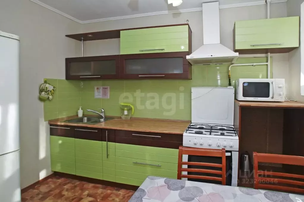 2-к кв. Омская область, Омск ул. Масленникова, 66 (58.6 м) - Фото 1