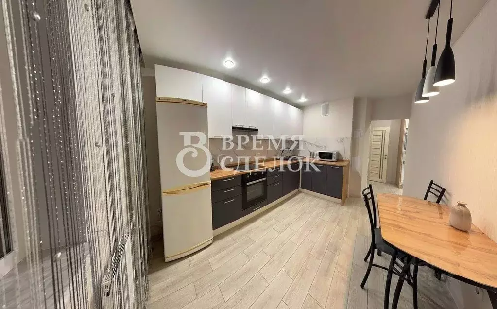 1-к кв. Владимирская область, Владимир проезд Лакина, 10 (42.0 м) - Фото 1