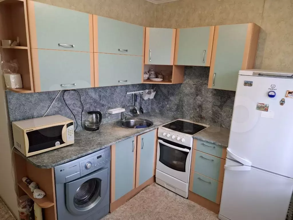 1-к. квартира, 37 м, 5/5 эт. - Фото 0