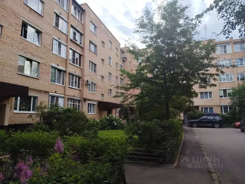 1-к кв. Московская область, Красногорск Опалиха мкр, ул. Геологов, 5 ... - Фото 0