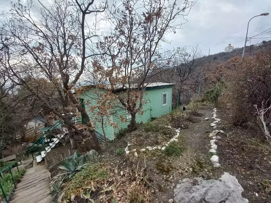 Дом в Крым, Ялта муниципальный округ, Береговое пгт ул. Кипарисная (42 ... - Фото 1