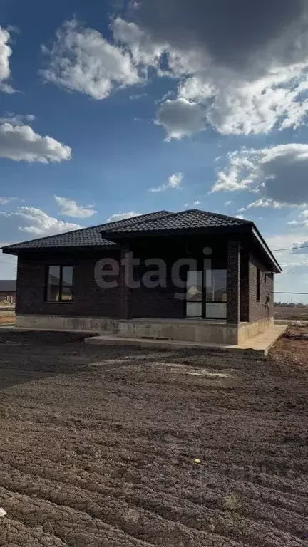 Дом в Оренбургская область, Оренбургский район, с. Благословенка ул. ... - Фото 2
