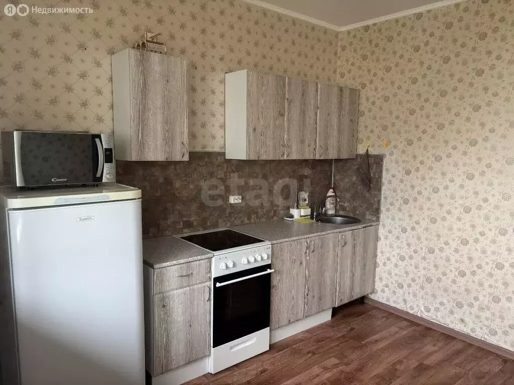 1-комнатная квартира: Тюмень, улица Водников, 5 (40.7 м) - Фото 1