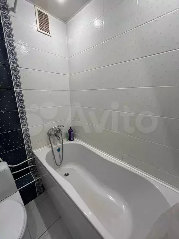 2-к. квартира, 60 м, 4/10 эт. - Фото 0