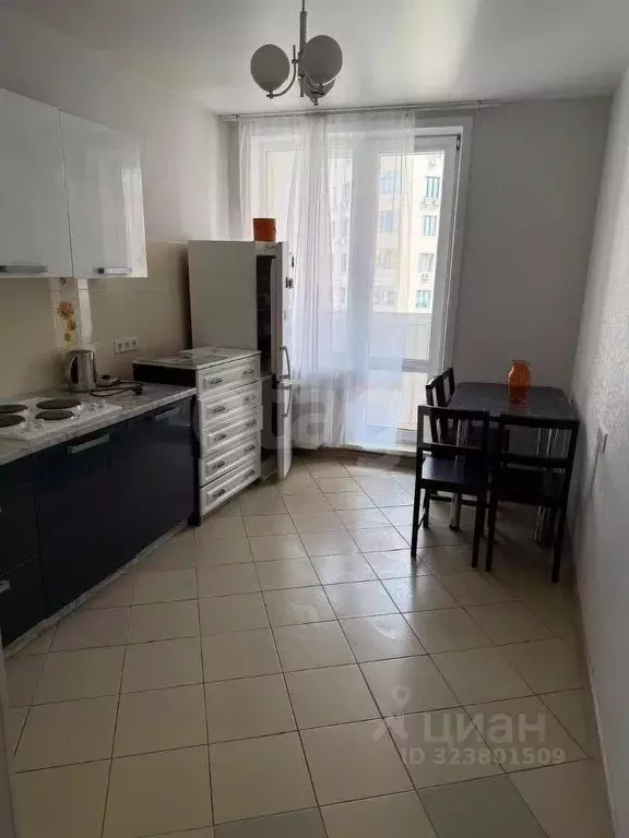 3-к кв. Новосибирская область, Новосибирск ул. Семьи Шамшиных, 12 ... - Фото 2