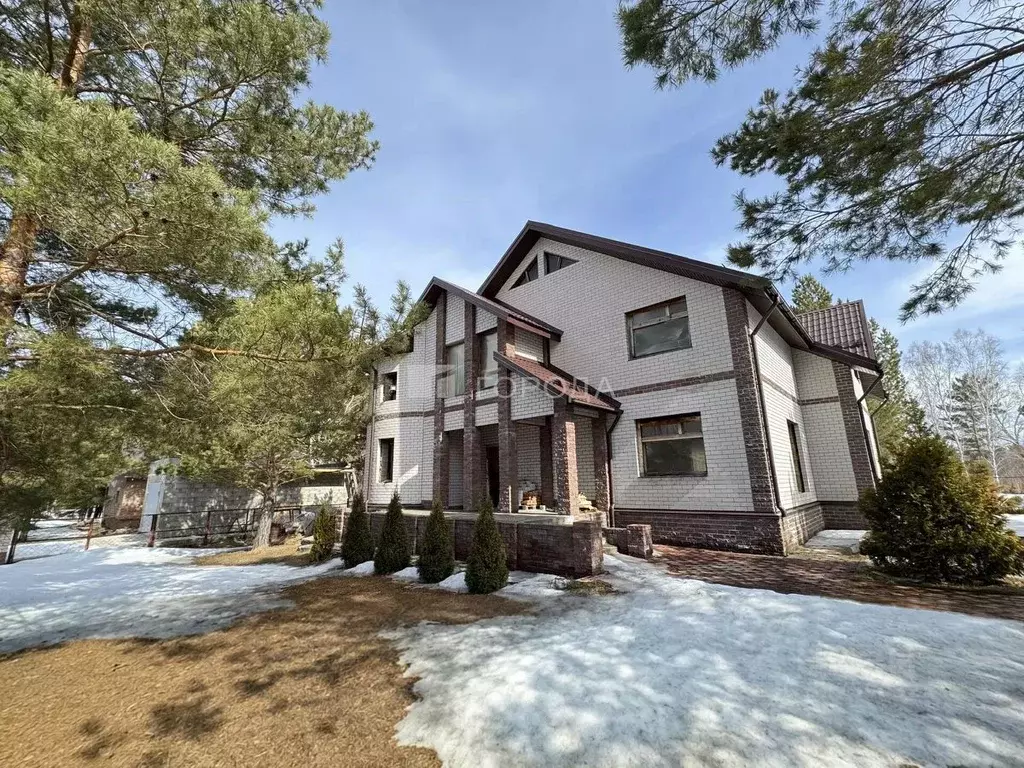 Дом в Алтайский край, Первомайский район, с. Баюновские ключи ул. ... - Фото 1