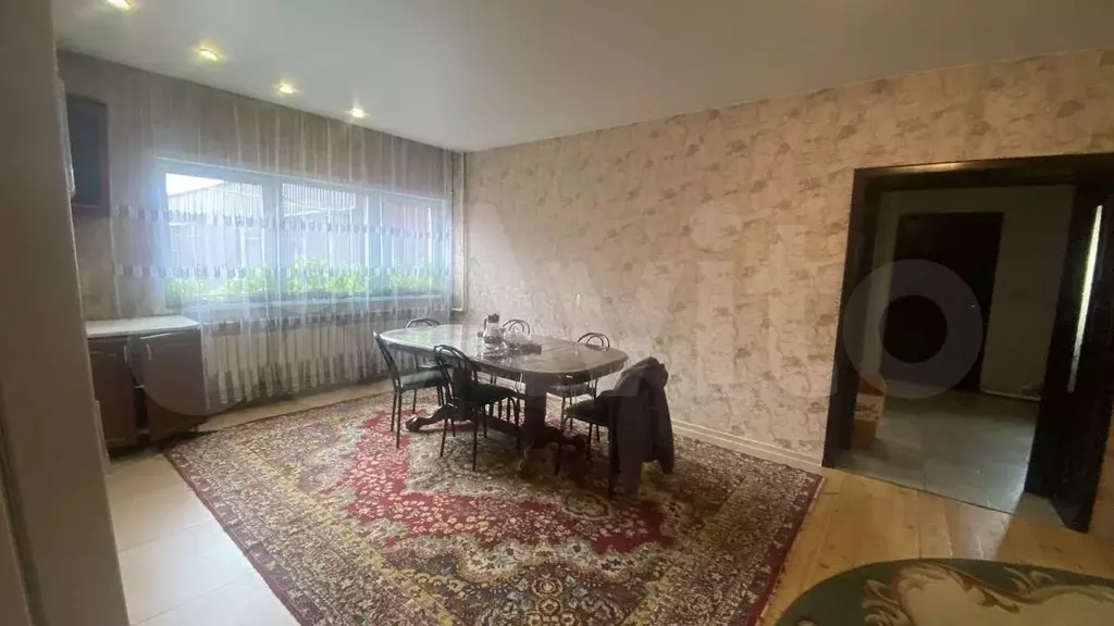 Дом 260 м на участке 10 сот. - Фото 0