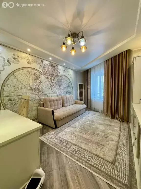 3-комнатная квартира: Калуга, улица Поле Свободы, 129 (95.2 м) - Фото 1