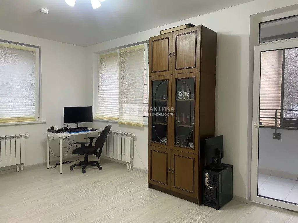 Продается 2-комнатная квартира - Фото 1
