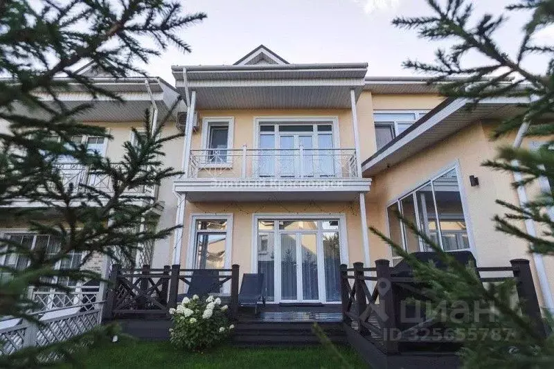 Таунхаус в Красноярский край, Красноярск пос. Удачный, Удачный мкр, ... - Фото 1