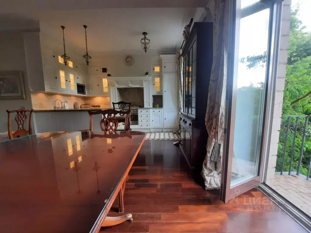 3-к кв. Москва ул. Хамовнический Вал, 4 (81.2 м) - Фото 1