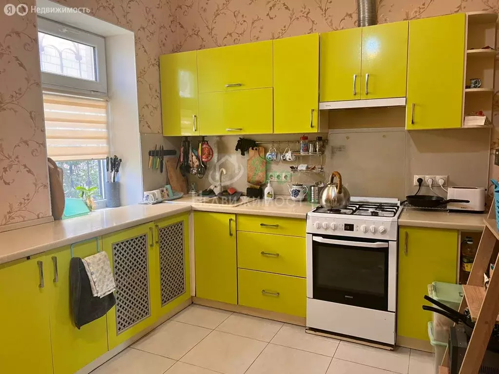 Дом в Ейск, улица Космонавтов (367.9 м) - Фото 1