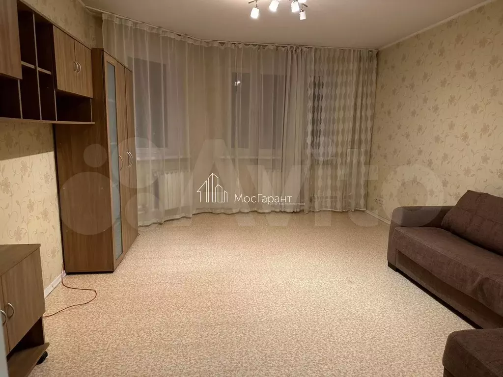 2-к. квартира, 62 м, 10/14 эт. - Фото 1