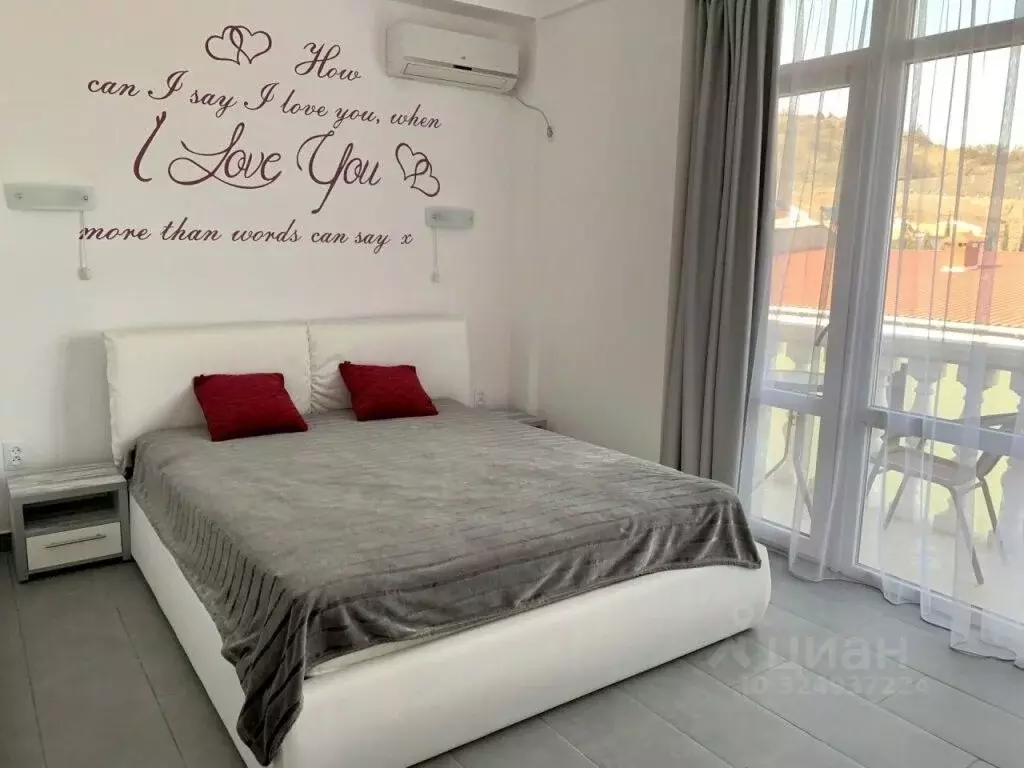 2-к кв. Крым, Алушта муниципальный округ, пос. Семидворье пер. ... - Фото 1