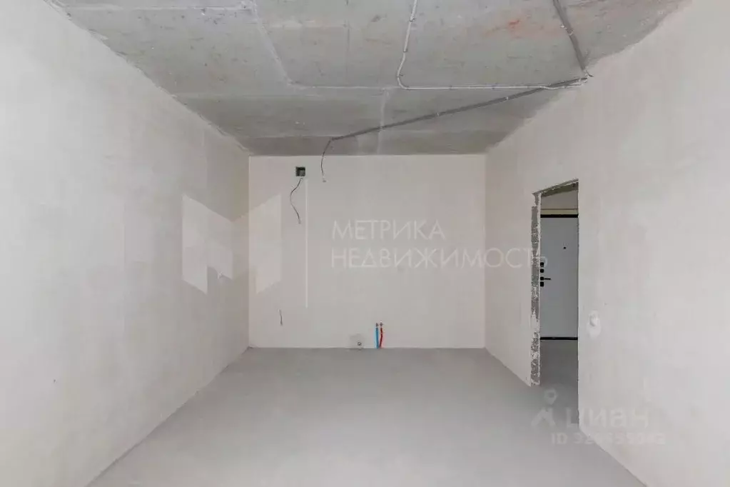 2-к кв. Тюменская область, Тюмень ул. Братьев Бондаревых, 5 (66.6 м) - Фото 1