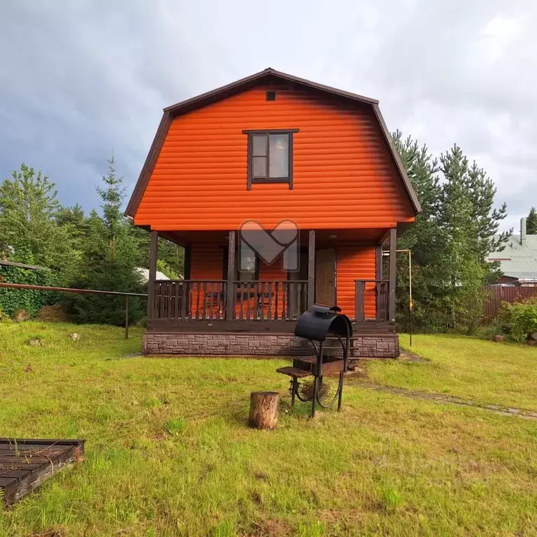 Дом в Ленинградская область, Тихвин Восточный мкр, ул. Рябиновая, 4 ... - Фото 1