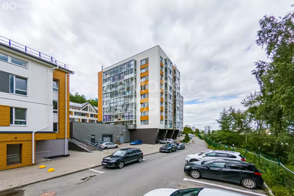 Квартира-студия: Екатеринбург, улица Прониной, 27 (33.5 м) - Фото 0