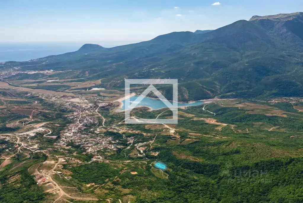 Участок в Крым, Алушта муниципальный округ, с. Изобильное ул. ... - Фото 2