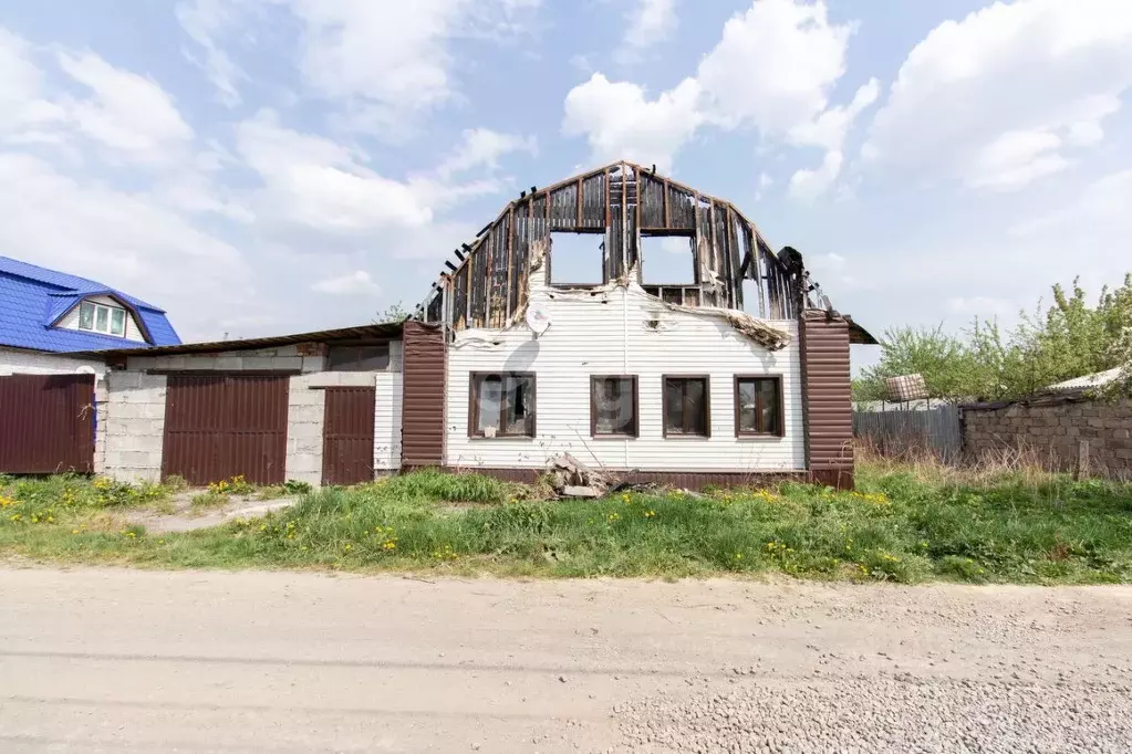 Дом в Свердловская область, Нижний Тагил Узкая ул. (65 м) - Фото 1