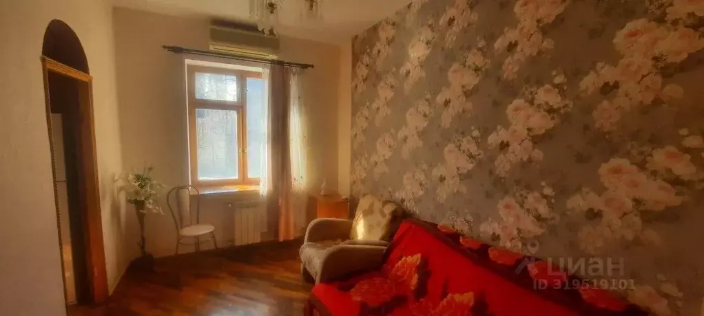 3-к кв. Севастополь ул. Короленко, 2 (69.8 м) - Фото 0