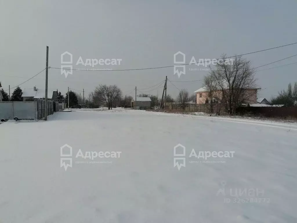 Участок в Волгоградская область, Волгоград Поселок Водный тер., ул. ... - Фото 1