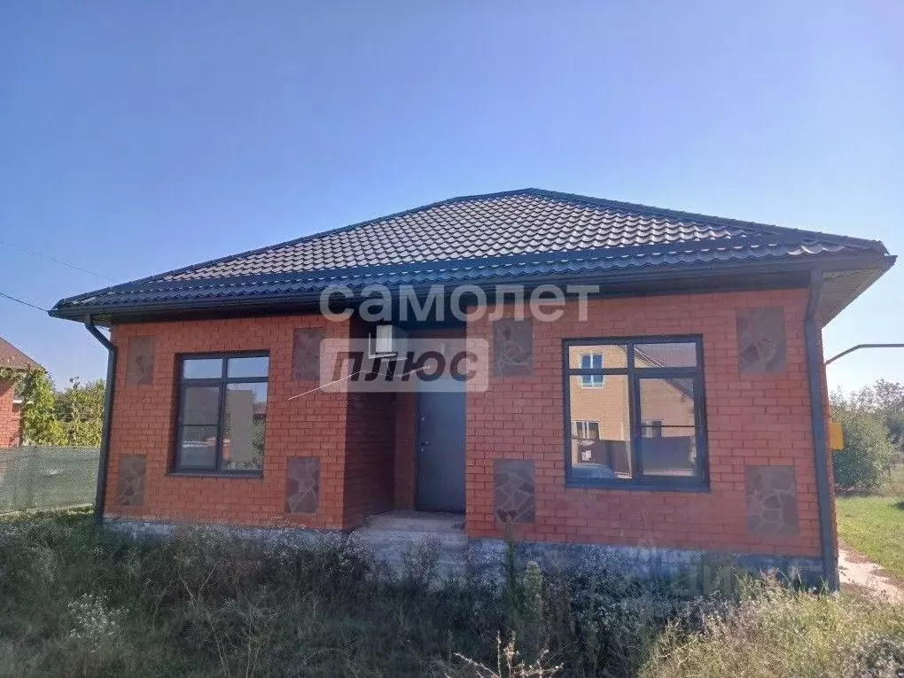 Дом в Краснодарский край, Абинск Севастопольская ул. (77 м) - Фото 1