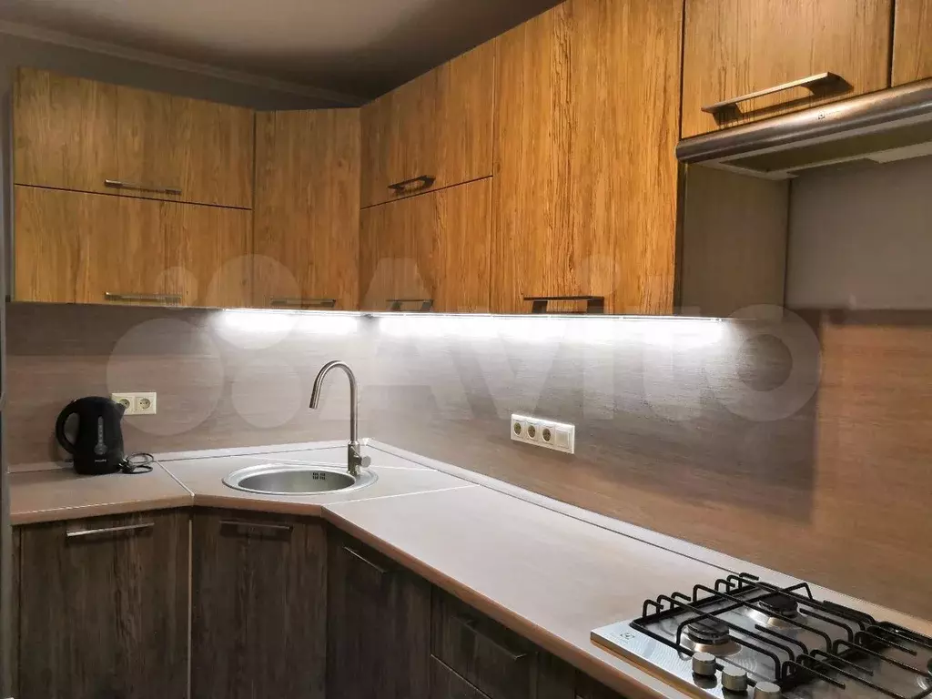2-к. квартира, 38 м, 1/9 эт. - Фото 1