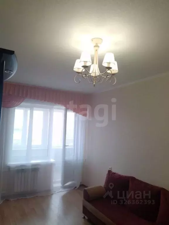 1-к кв. Кировская область, Киров Орловская ул., 4 (45.0 м) - Фото 2