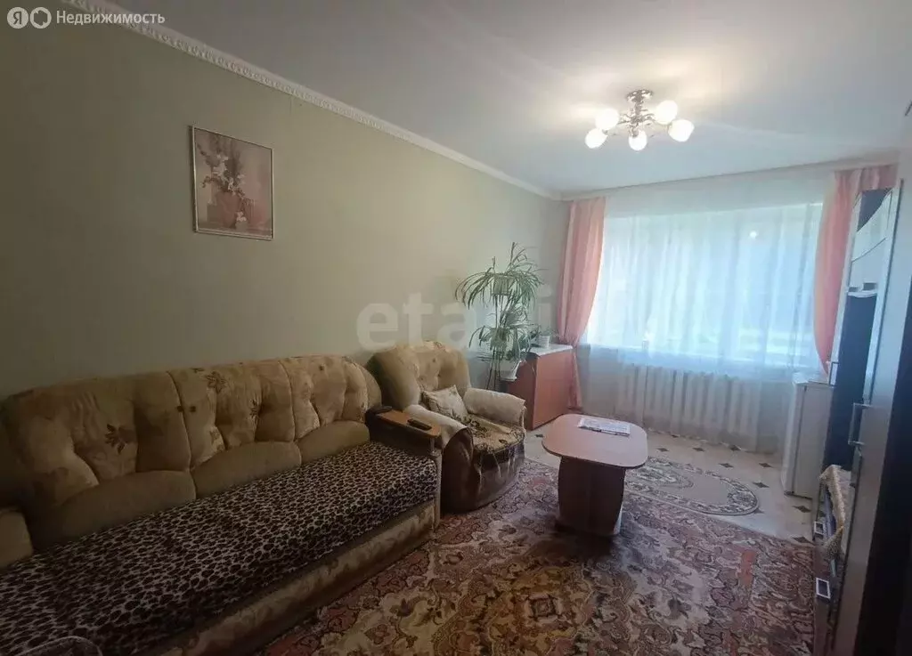 3-комнатная квартира: Курган, жилой район Заозёрный, 1-й микрорайон, ... - Фото 2