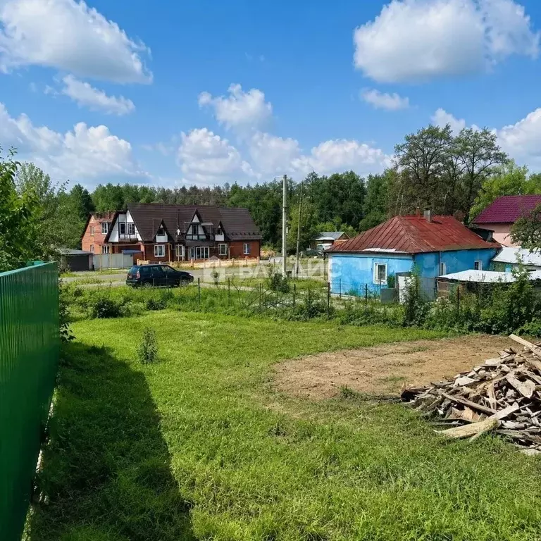 Участок в Воронежская область, с. Новая Усмань ул. Октябрьская (32.0 ... - Фото 1