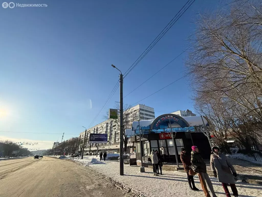 3-комнатная квартира: Челябинск, улица Комарова, 110 (58.5 м) - Фото 1