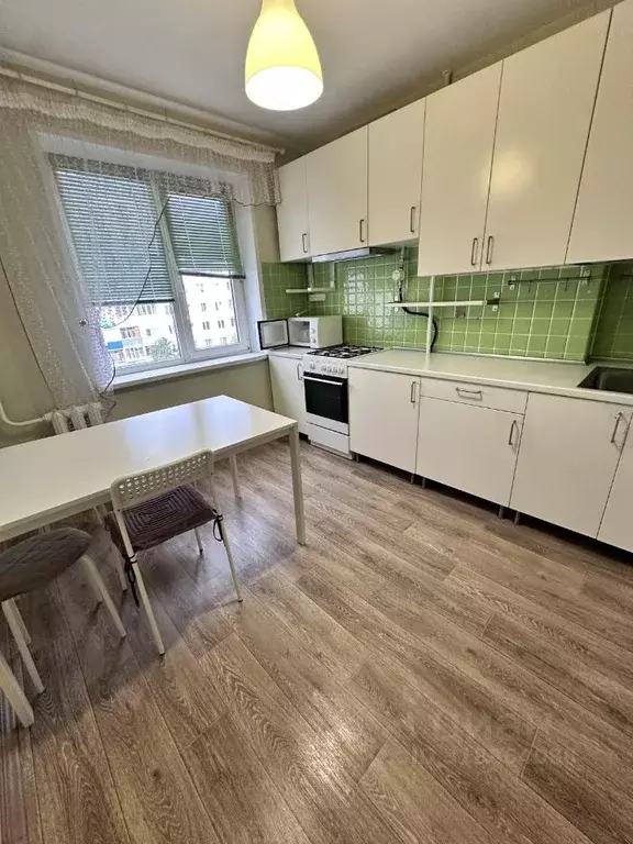3-к кв. Башкортостан, Уфа ул. Сагита Агиша, 26 (80.0 м) - Фото 0