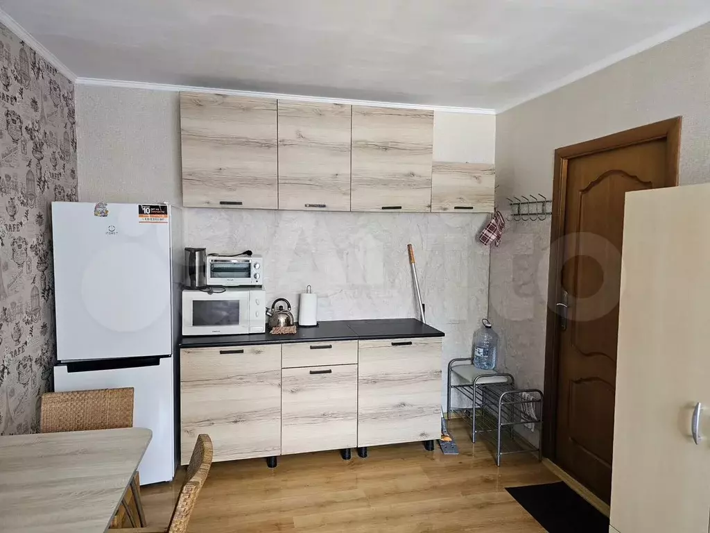 Комната 15,9 м в 4-к., 1/2 эт. - Фото 0