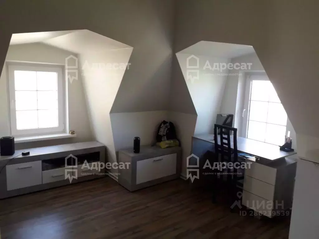 Дом в Волгоградская область, Волгоград Поселок Горная Поляна тер., ул. ... - Фото 0