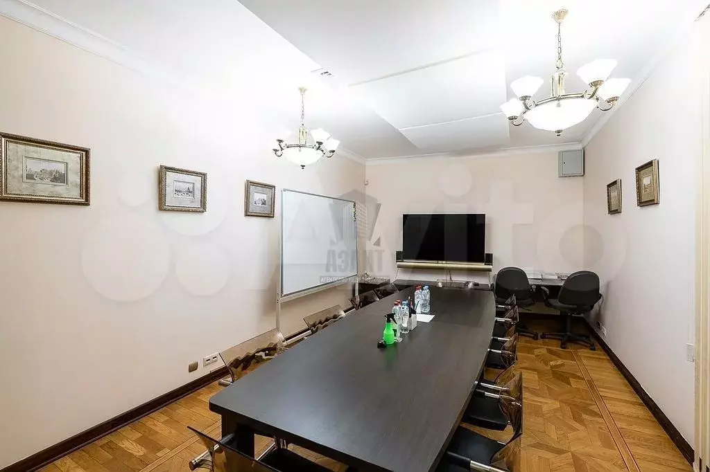 Офис 300 кв.м - Фото 1
