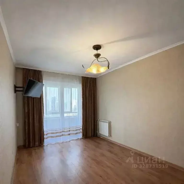 3-к кв. Приморский край, Владивосток ул. Адмирала Кузнецова, 82 (66.1 ... - Фото 1