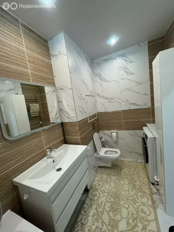 2-комнатная квартира: Губкин, Севастопольская улица, 105 (60 м) - Фото 2