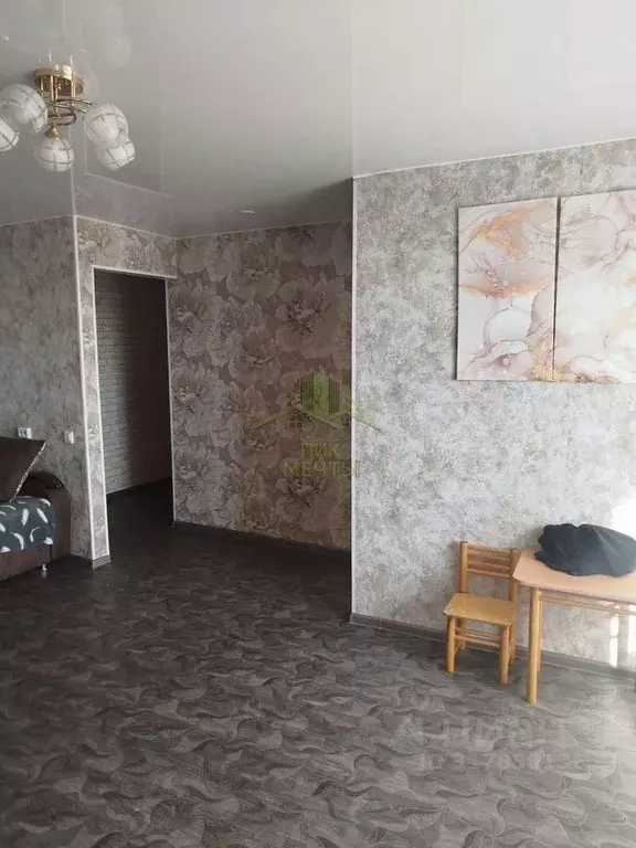 3-к кв. Бурятия, Улан-Удэ ул. Радикальцева, 2 (53.3 м) - Фото 1