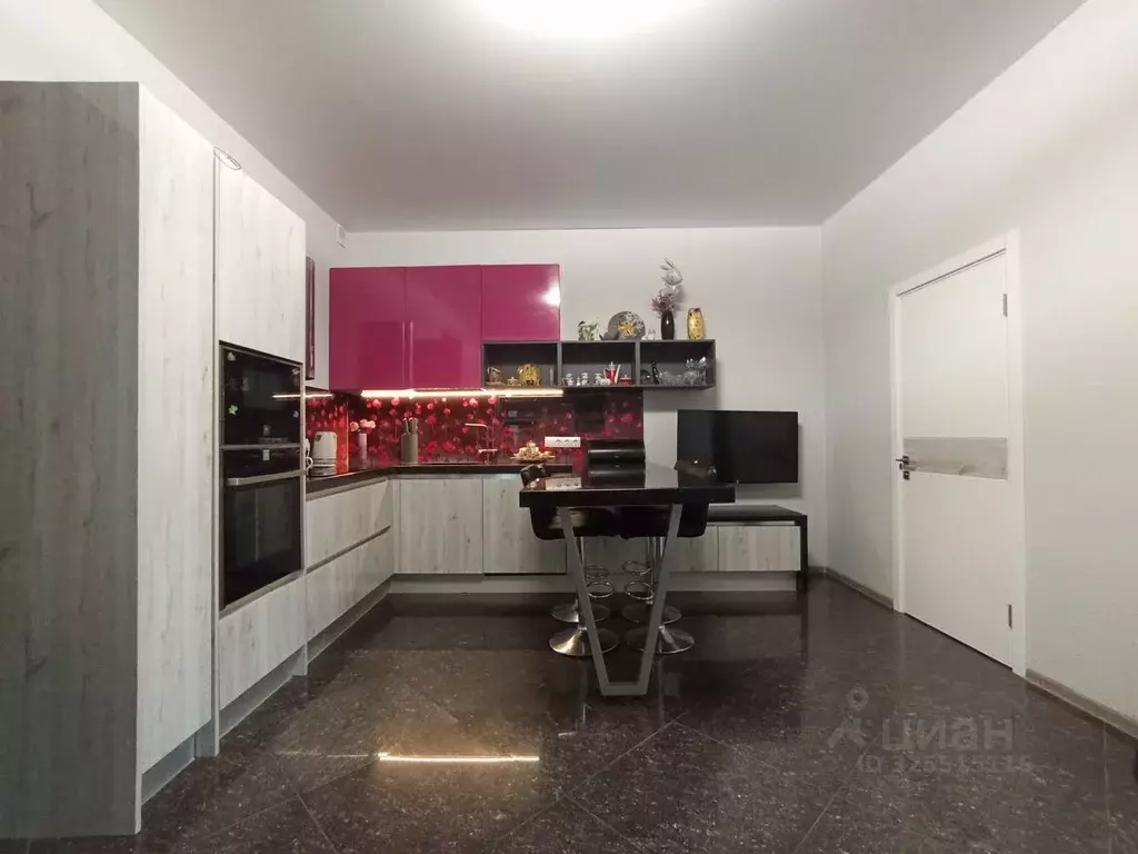 2-к кв. Севастополь ул. Челюскинцев, 49/4 (50.0 м) - Фото 2