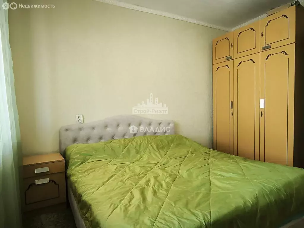3-комнатная квартира: Керчь, улица Будённого, 32 (70.2 м) - Фото 0