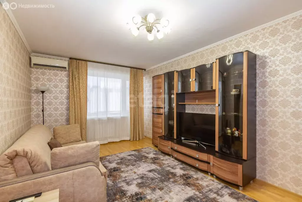 1-комнатная квартира: Омск, улица Перелёта, 18 (42 м) - Фото 1