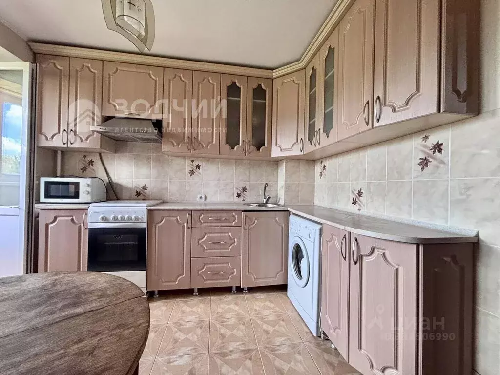 2-к кв. Чувашия, Канаш Трудовая ул., 1Б (46.8 м) - Фото 1