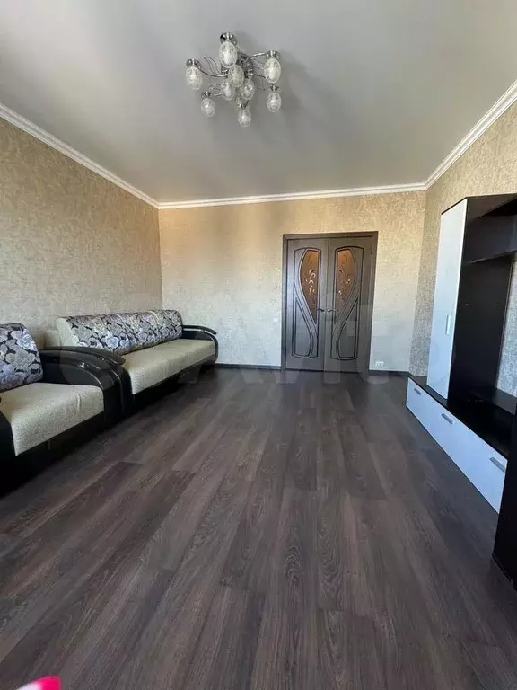 1-к. квартира, 40 м, 10/17 эт. - Фото 0