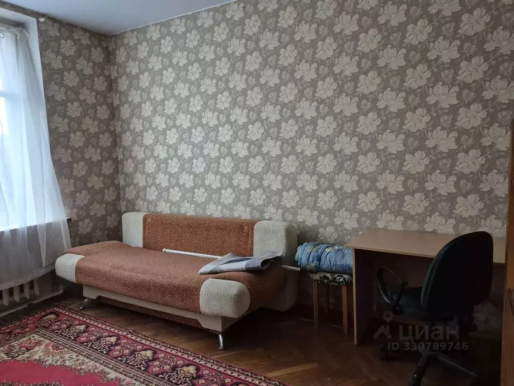 2-к кв. Ленинградская область, Гатчина ул. Гагарина, 12 (50.0 м) - Фото 1